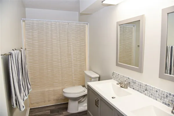 a view of small space with white wall