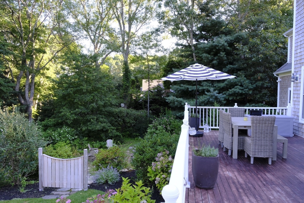 110 Clamshell Cove Road, Unit SF Cotuit, MA 02635 - Photo 23 of 30 Gallery Image 23