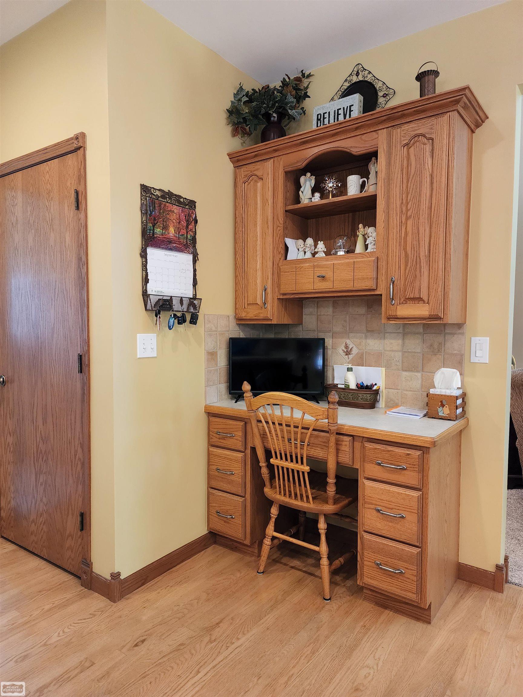 13920 Gilbert Road Allenton, MI 48002 - Photo 18 of 40