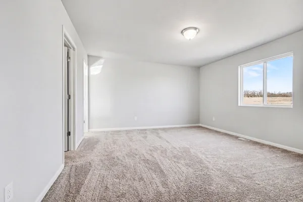 $409,900 | 12937 High Rdg Court, Freeport, MI 49325