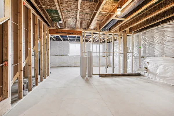 $409,900 | 12937 High Rdg Court, Freeport, MI 49325