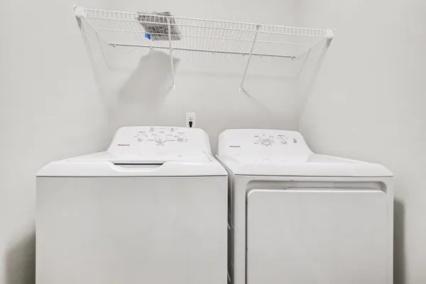 $409,900 | 12937 High Rdg Court, Freeport, MI 49325