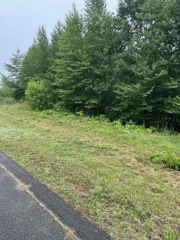 $76,500 | 225-72 Spring Hill Road, Belchertown, MA 01007