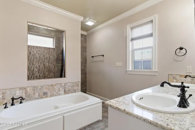 $310,000 | 101 Glenbrook Drive, Broussard, LA 70518