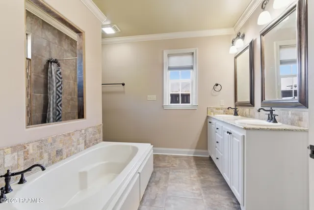 $310,000 | 101 Glenbrook Drive, Broussard, LA 70518