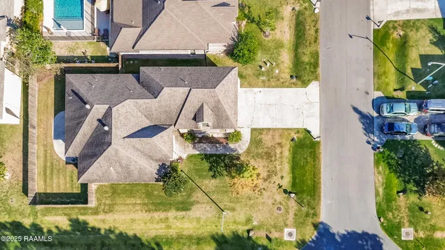 $310,000 | 101 Glenbrook Drive, Broussard, LA 70518