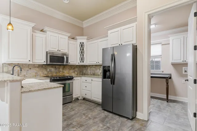 $310,000 | 101 Glenbrook Drive, Broussard, LA 70518