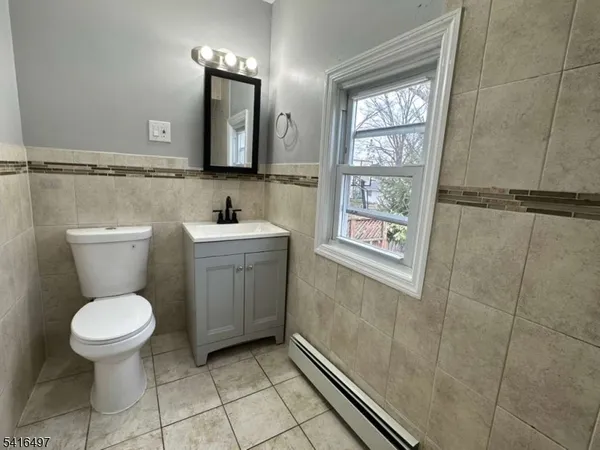 $3,500 | 136 Raritan Road, Linden, NJ 07036