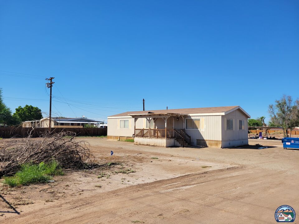 266 West Horne Road El Centro, CA 92243 - Photo 1 of 1 Gallery Image 1