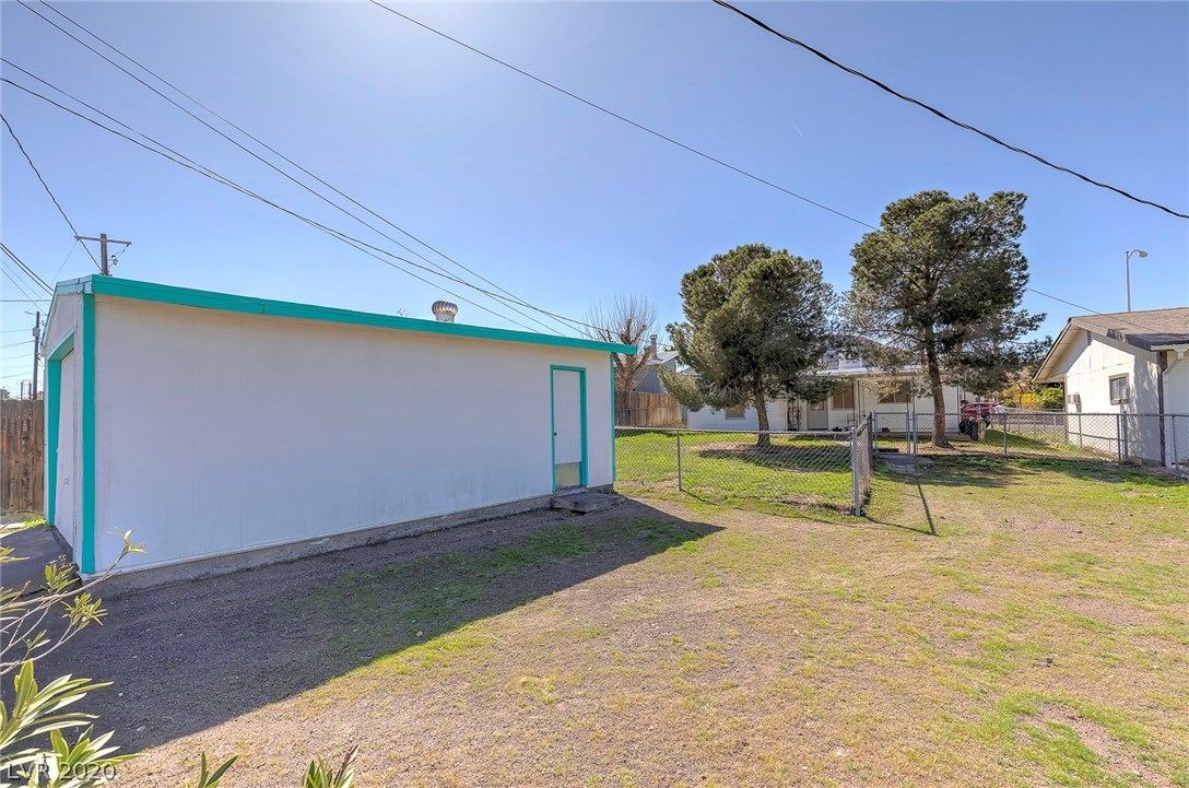 346 West Basic Road Henderson, NV 89015 - Photo 15 of 16