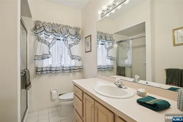 $1,199,900 | 1 Jenny Lane, Wayne, NJ 07470