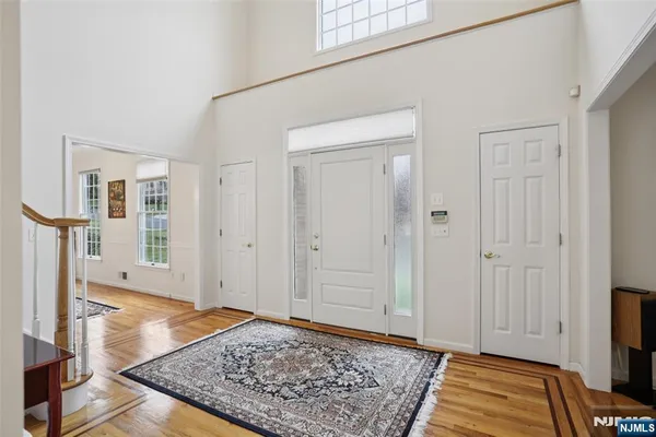 $1,199,900 | 1 Jenny Lane, Wayne, NJ 07470