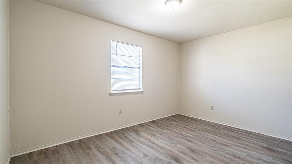 1848 Coral Road Pelican Bay, TX 76020 - Photo 14 of 33