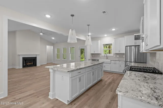 $555,500 | 5012 Arcadia Way, West End, NC 27376