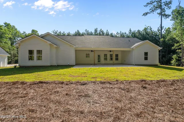 $555,500 | 5012 Arcadia Way, West End, NC 27376