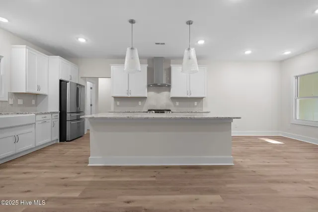 $555,500 | 5012 Arcadia Way, West End, NC 27376