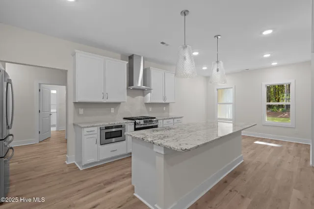 $555,500 | 5012 Arcadia Way, West End, NC 27376