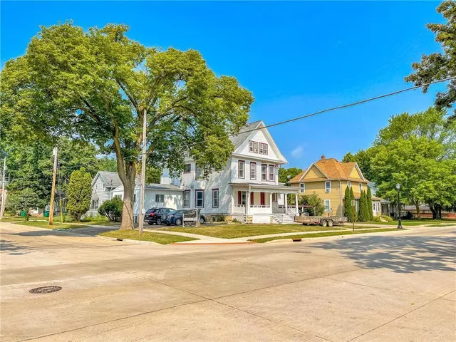 $550,000 | 310 Main Street North, Austin, MN 55912