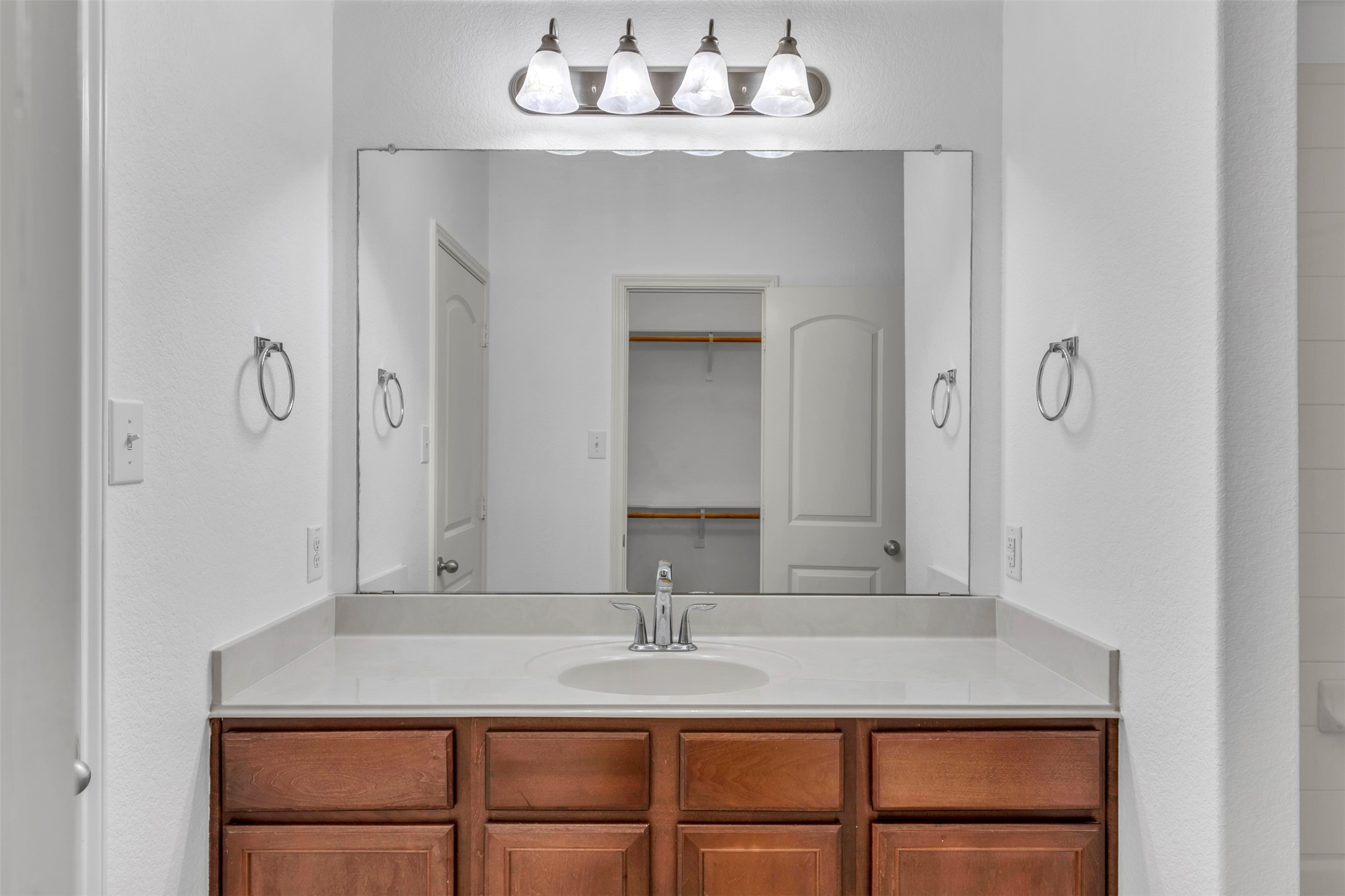 13213 Clara Martin Road Manor, TX 78653 - Photo 26 of 38 Bathroom featuring vanity
