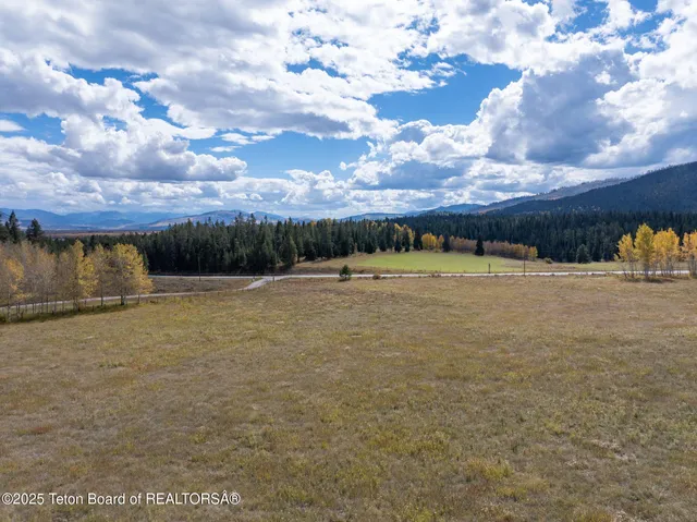 $34,999,999 | 6255 West Us Highway, Wilson, WY 83014