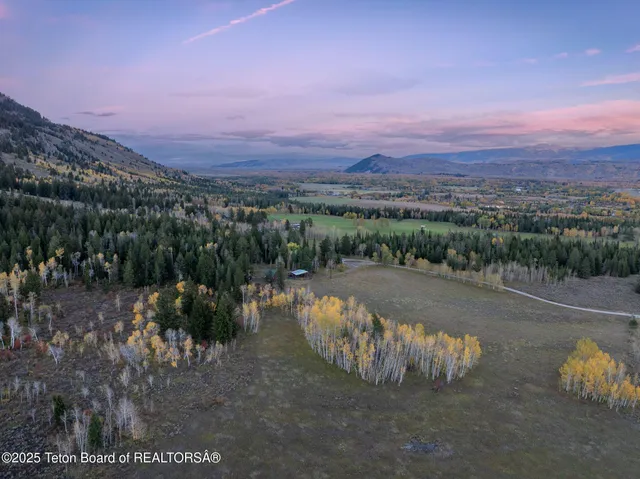 $34,999,999 | 6255 West Us Highway, Wilson, WY 83014