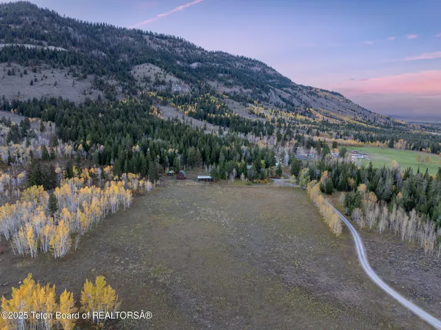 $34,999,999 | 6255 West Us Highway, Wilson, WY 83014