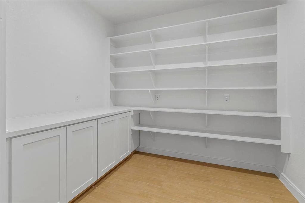 420 Olde Towne Road Paradise, TX 76073 - Photo 7 of 16