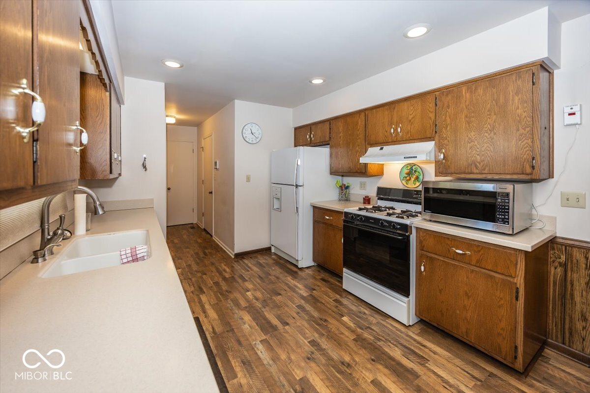 809 Deerfield Road Anderson, IN 46012 - Photo 15 of 31