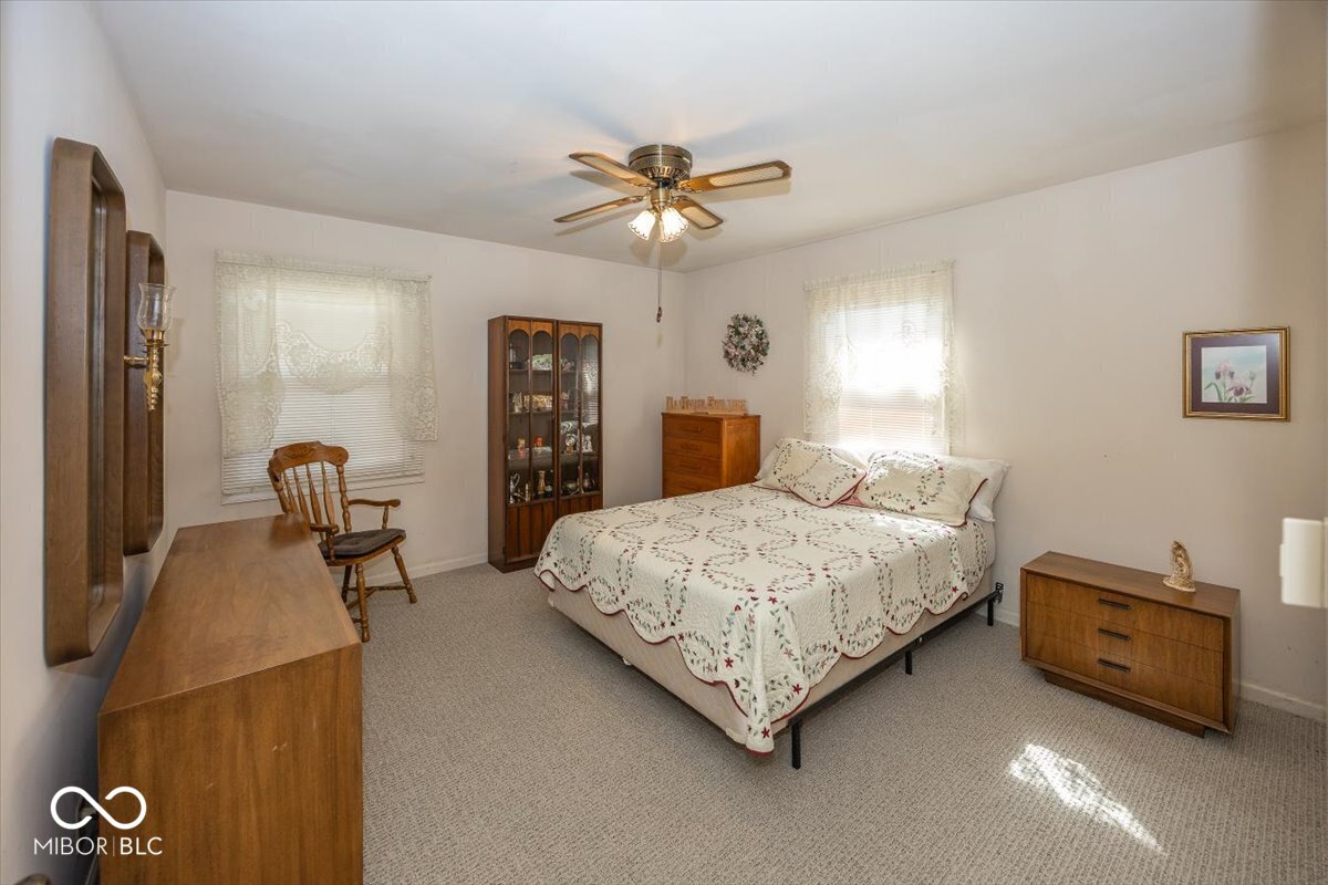 809 Deerfield Road Anderson, IN 46012 - Photo 24 of 31