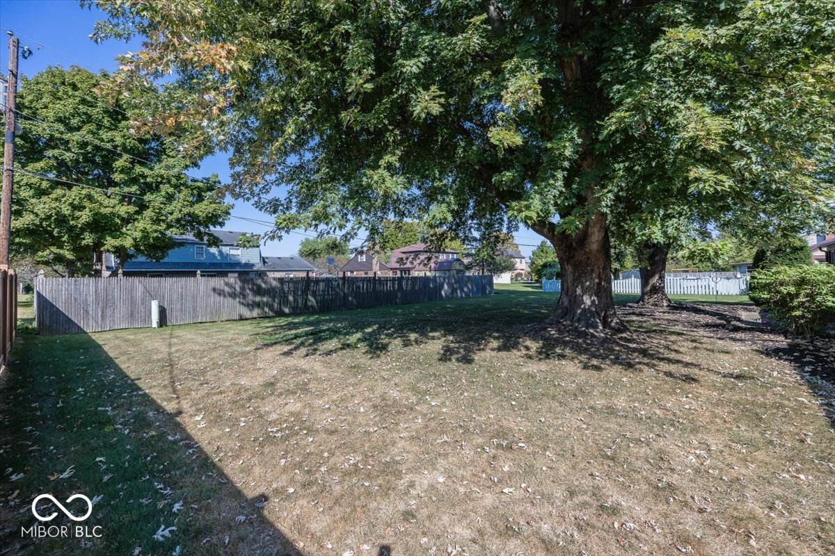 809 Deerfield Road Anderson, IN 46012 - Photo 29 of 31