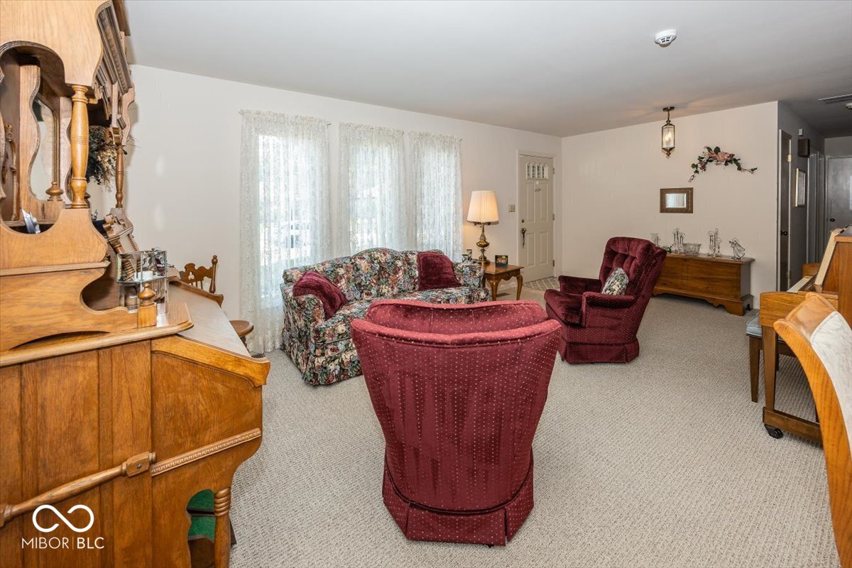 809 Deerfield Road Anderson, IN 46012 - Photo 6 of 31