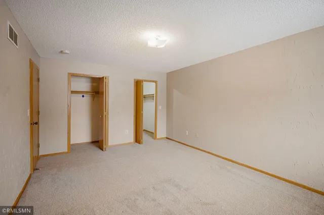 $199,900 | 4075 Wilshire Circle, Shoreview, MN 55126