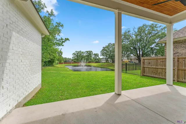 $554,900 | 14136 Camilla Drive, St. George, LA 70817