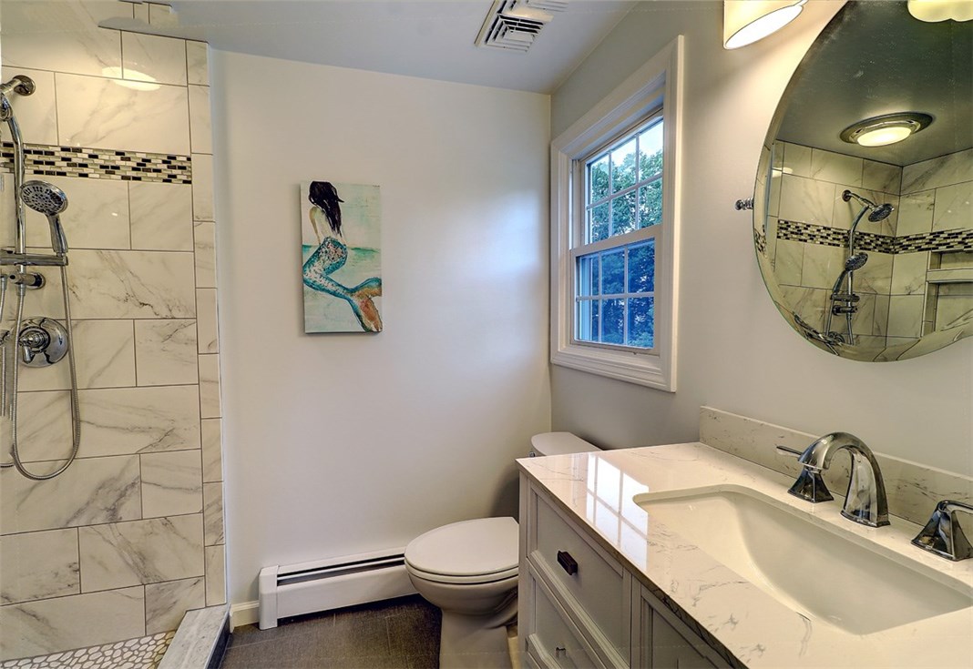 9 Heritage Road Barrington, RI 02806 - Photo 14 of 26