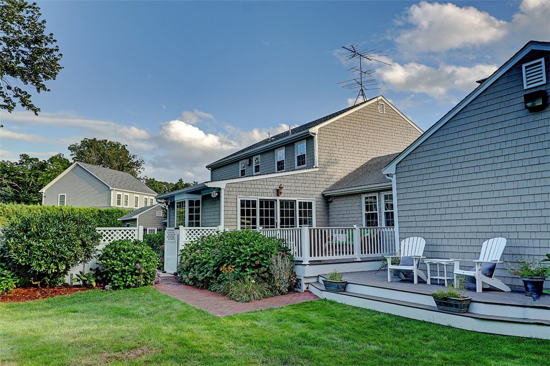 9 Heritage Road Barrington, RI 02806 - Photo 21 of 26