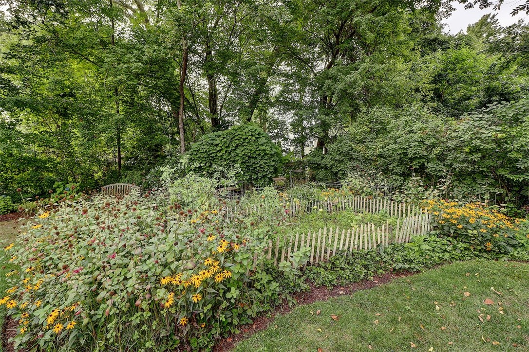 9 Heritage Road Barrington, RI 02806 - Photo 23 of 26