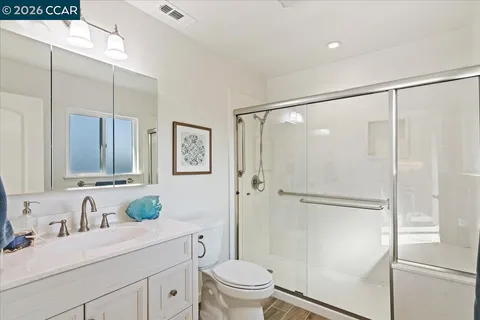 $949,000 | 407 Roanoke Drive, Martinez, CA 94553