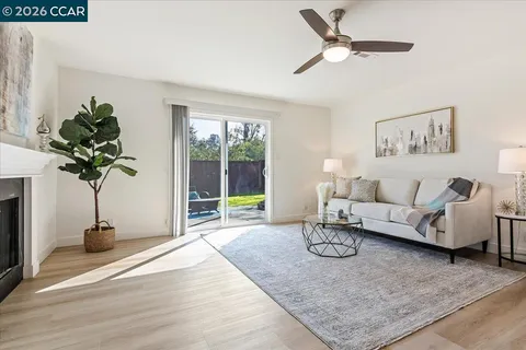 $949,000 | 407 Roanoke Drive, Martinez, CA 94553