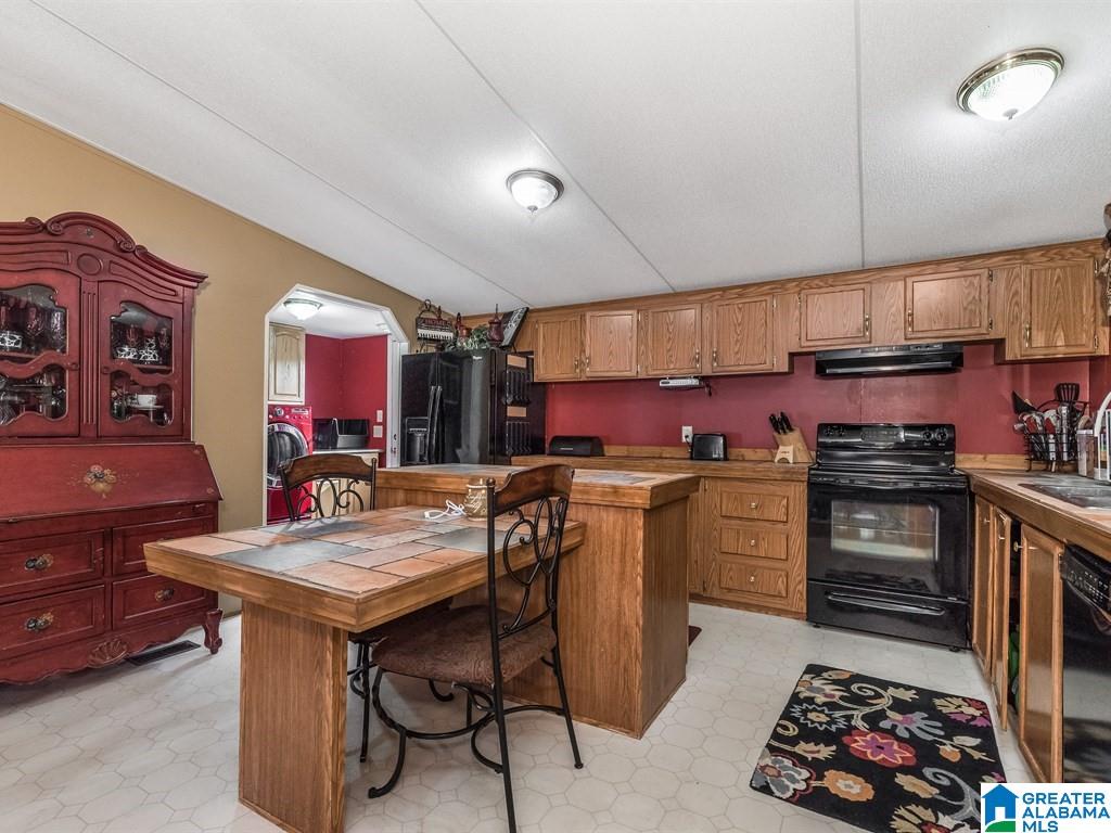 5668 Eastern Valley Road McCalla, AL 35111 - Photo 7 of 32