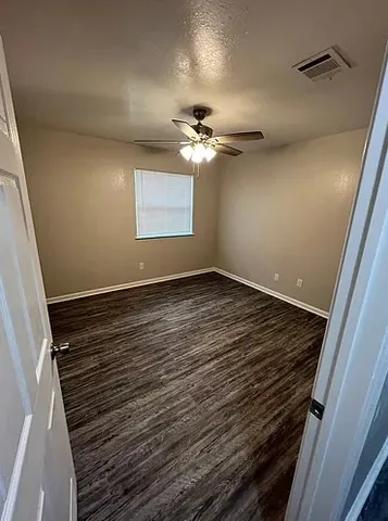 $1,350 | 1209 April Bloom, Unit B, College Station, TX 77840