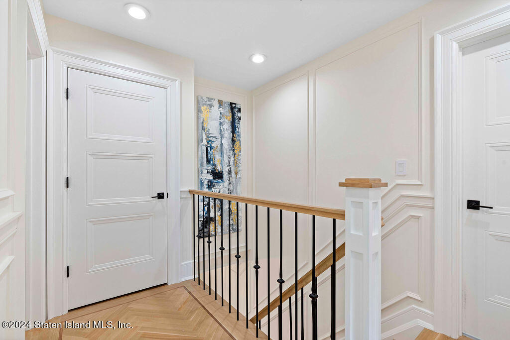 9 Inwood Road Staten Island, NY 10301 - Photo 15 of 59 GLU05904