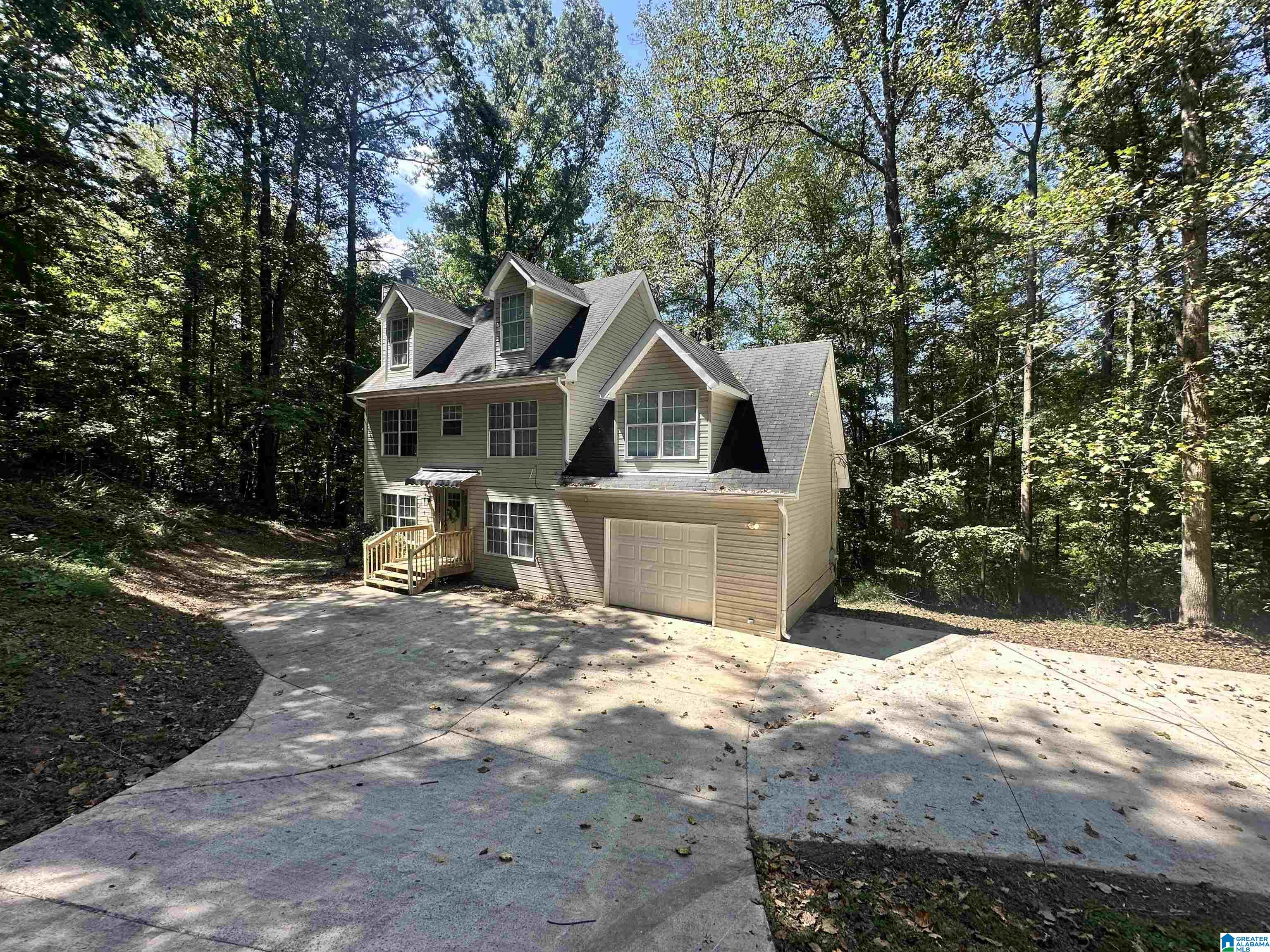 55 Crestside Circle Pinson, AL 35126 - Photo 2 of 43