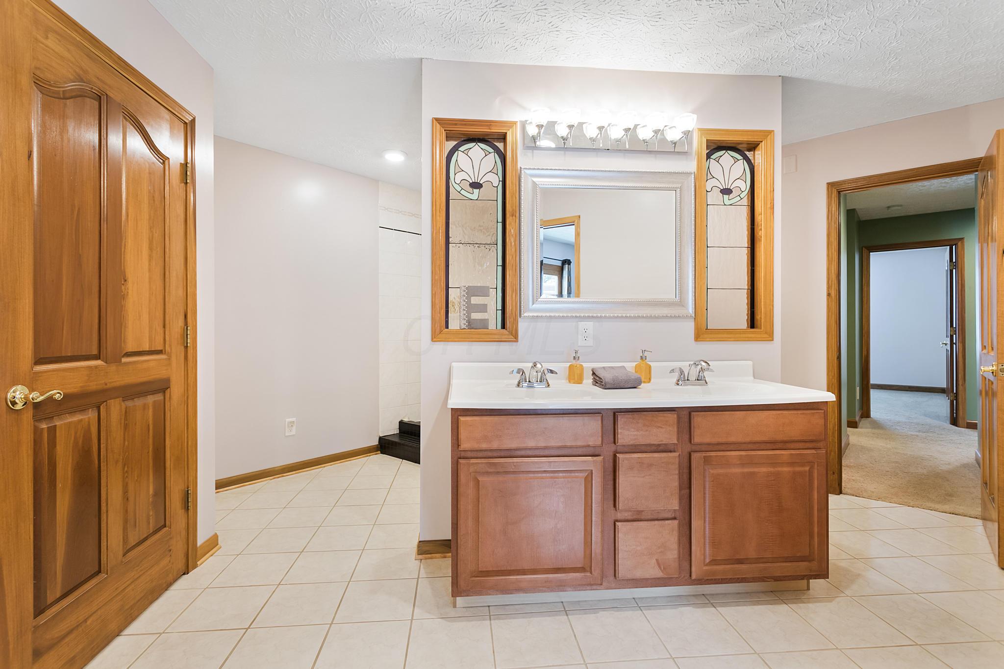 549 20 Grand Road Southwest Pataskala, OH 43062 - Photo 17 of 33 Gallery Image 17