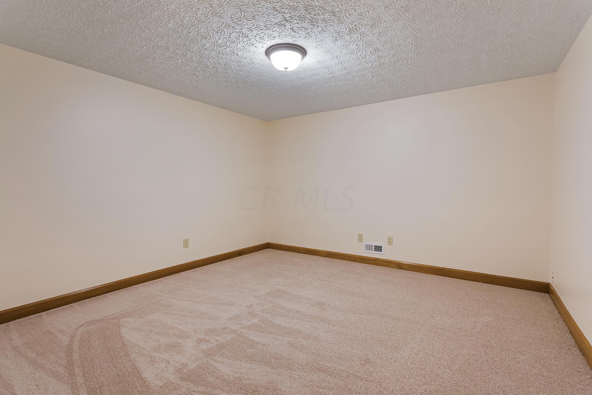 549 20 Grand Road Southwest Pataskala, OH 43062 - Photo 26 of 33 Gallery Image 26