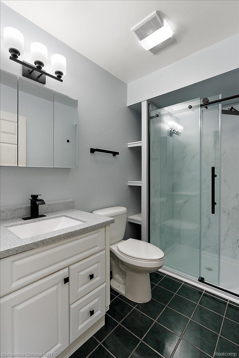 43848 Arlington Road Canton, MI 48187 - Photo 14 of 51 37-43848 Arlington-37.jpg