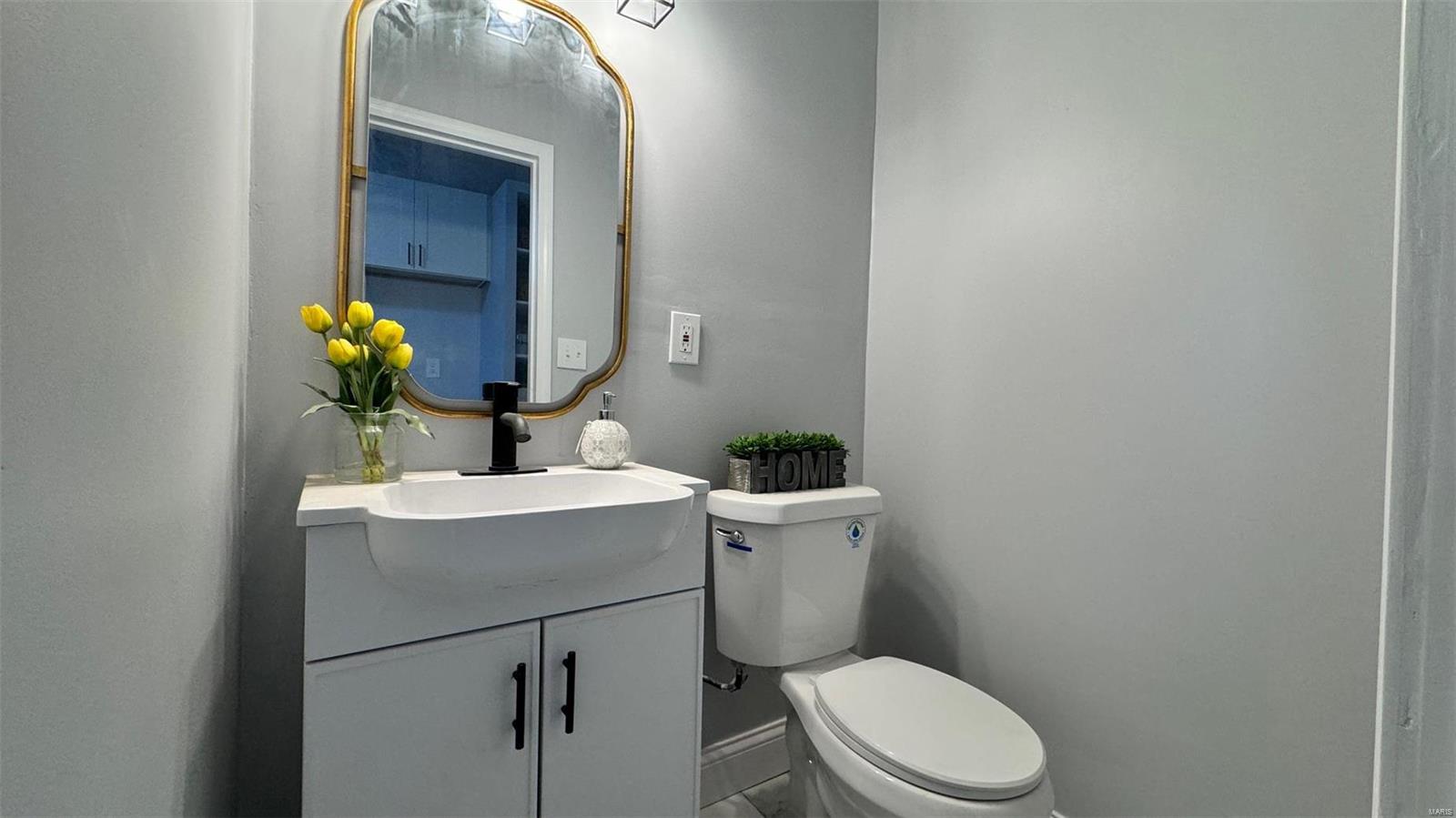 2945 Ridgeway Avenue St. Louis, MO 63114 - Photo 8 of 25 Gallery Image 8