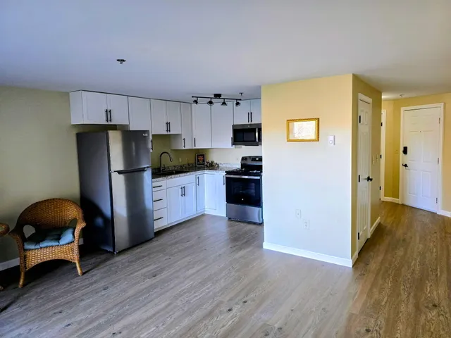 $224,000 | 574 Main Street, Unit 111, Damariscotta, ME 04543