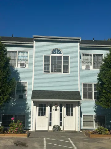 $224,000 | 574 Main Street, Unit 111, Damariscotta, ME 04543