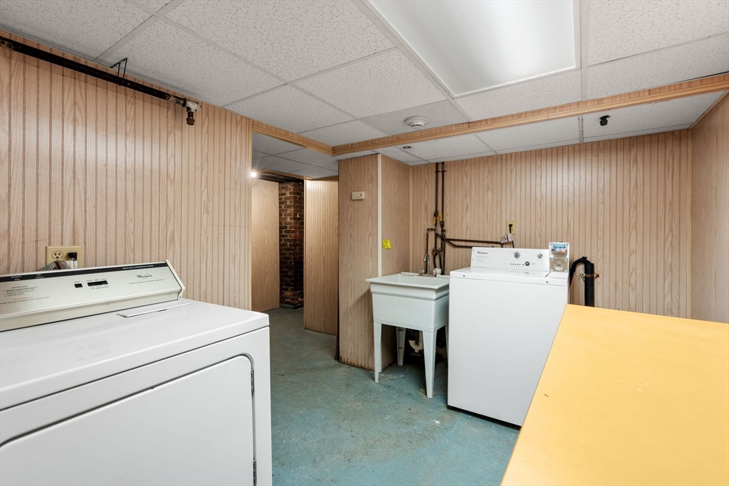 6 Chatham Place, Unit 6 Worcester, MA 01609 - Photo 22 of 30