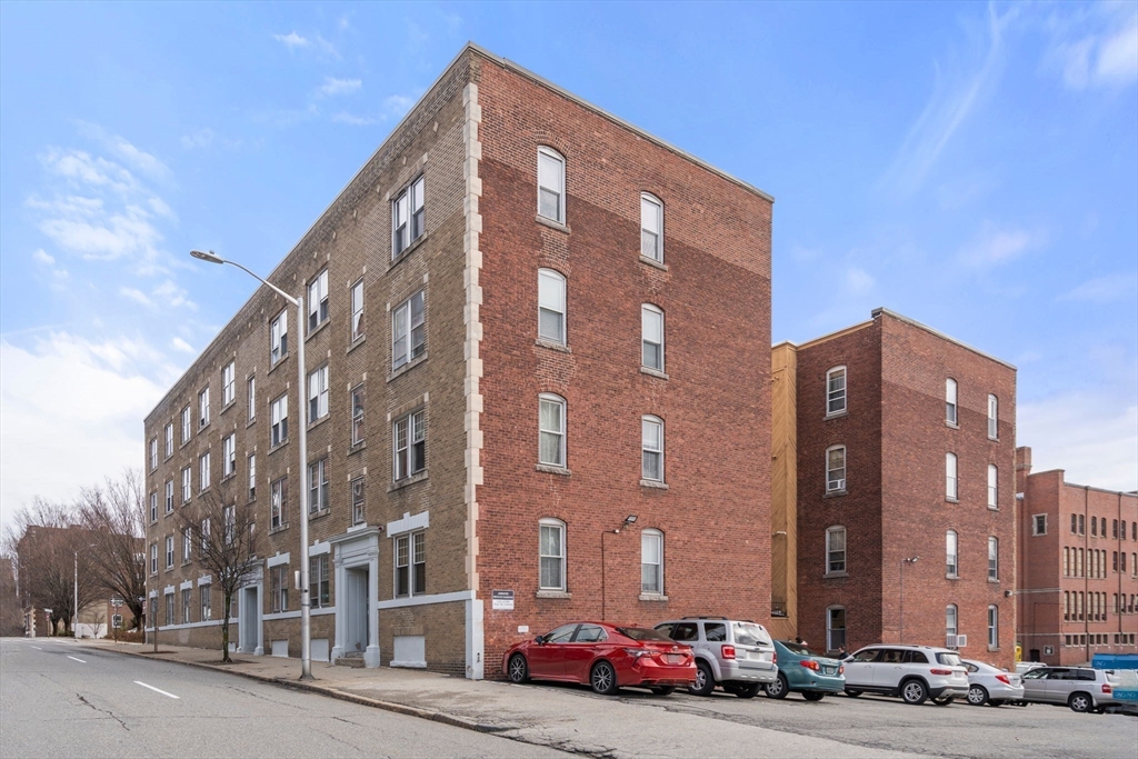 6 Chatham Place, Unit 6 Worcester, MA 01609 - Photo 28 of 30